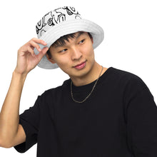 Load image into Gallery viewer, TNM - Reversible bucket hat
